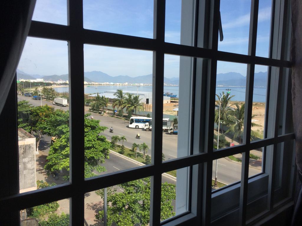 Rosa Bayside Guesthouse Danang Exterior photo